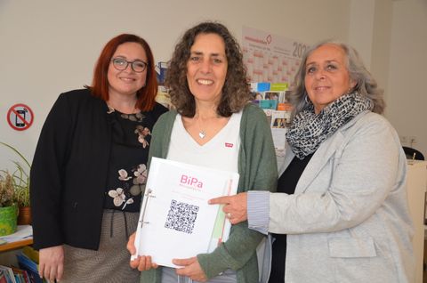 Sie freuen sich über weitere Bildungspaten in Königsbach-Stein: Bildungspatin Anna Degenstein, Schulsozialarbeiterin Rita Boob und Angelika Schweizer vom Verein „miteinanderleben“ (von links).